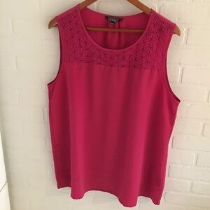Nicole Miller Women’s Tank top Blouse Raspberry Embroidered Crochet Lace XXL